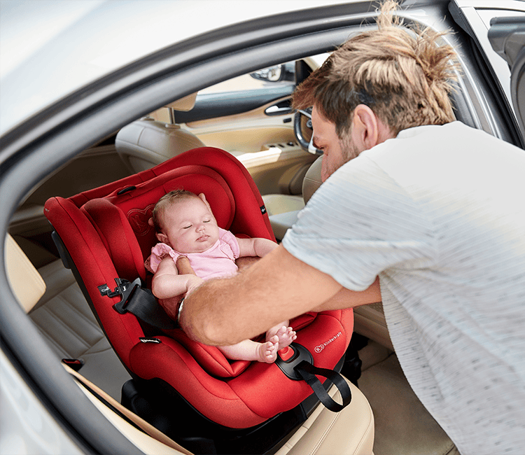 Seggiolino auto per bambino e neonato - da quando? Quale scegliere?